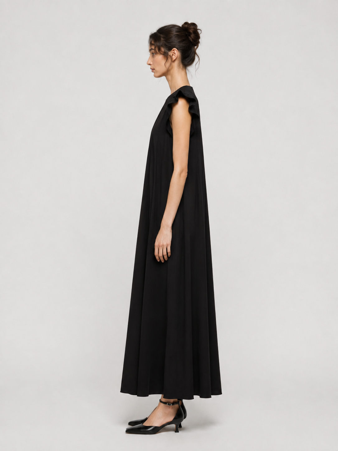 Black Ruffle Cap-Sleeve Trapeze Maxi Dress